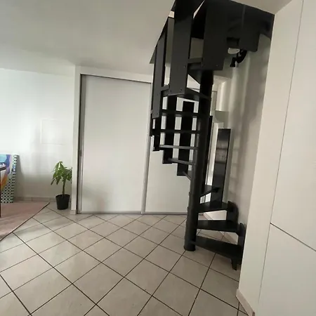 Апартаменты Charmant Triplex Centre De Тонон-ле-Бен